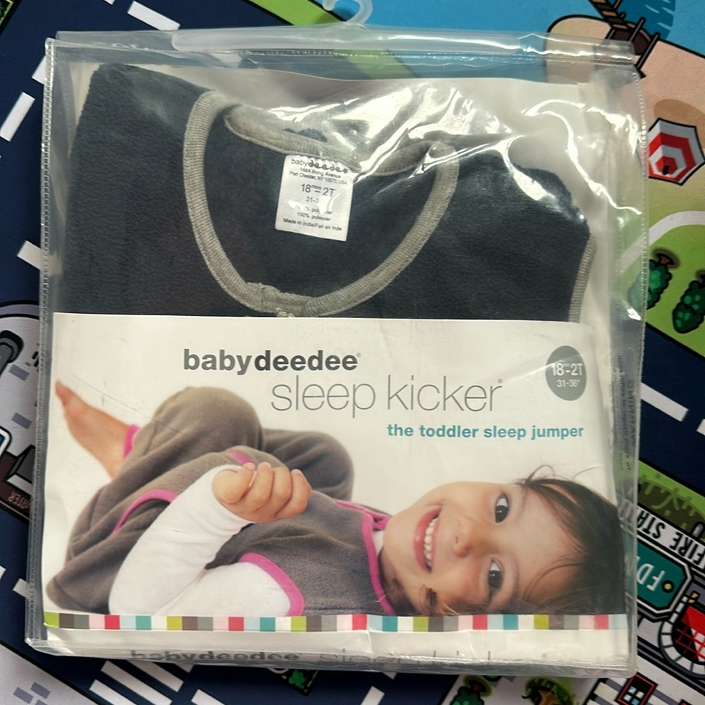 NWOT Babydeedee Sleep Kicker